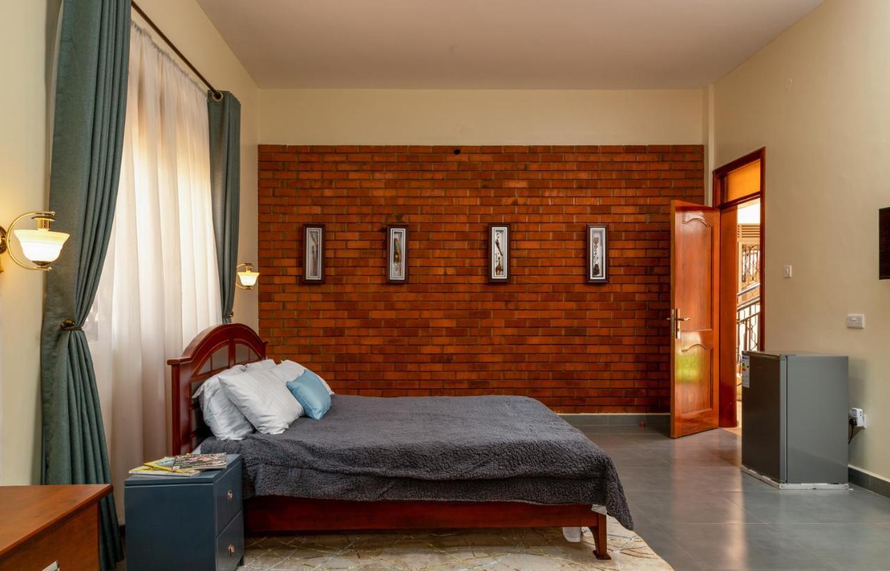 Fred And Winnie Bnb Kampala Eksteriør bilde