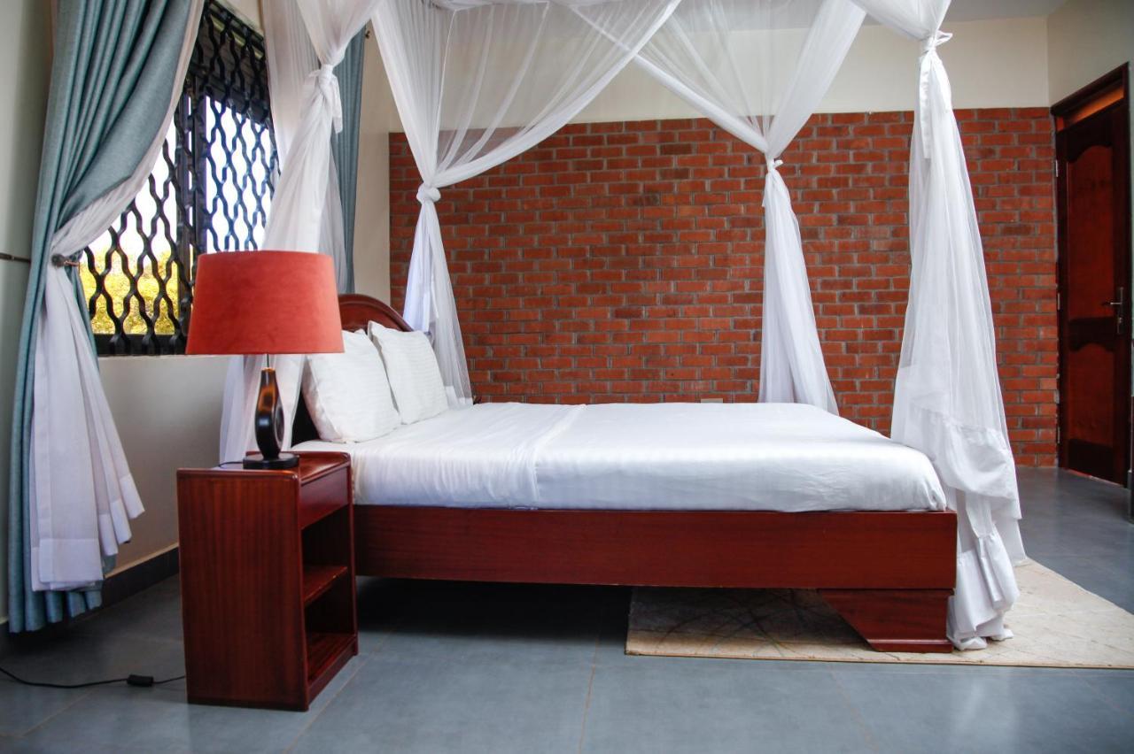 Fred And Winnie Bnb Kampala Eksteriør bilde
